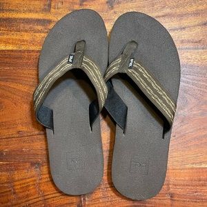 Teva “original mush” flip flop